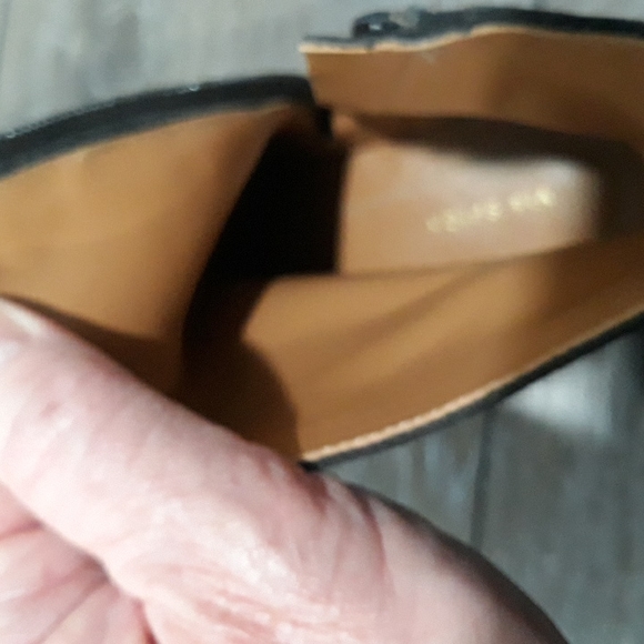 Via Spiga dark grey suede zip ankle boots. Size 5.5. Mint condition - Picture 7 of 12